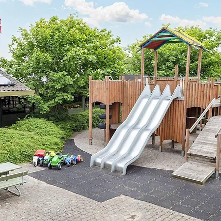 In A Park- Type4 *