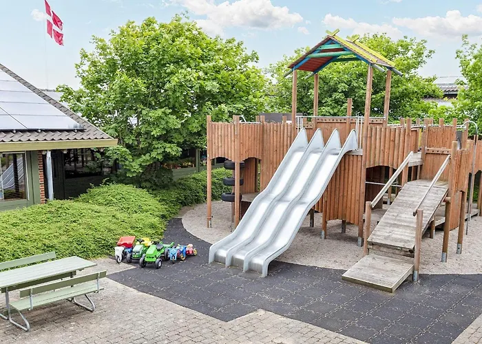 In A Park- Type4 *